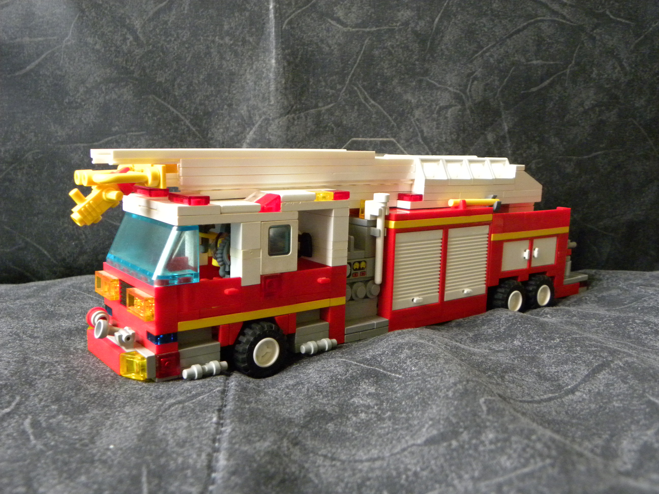 lego_fire_003.jpg