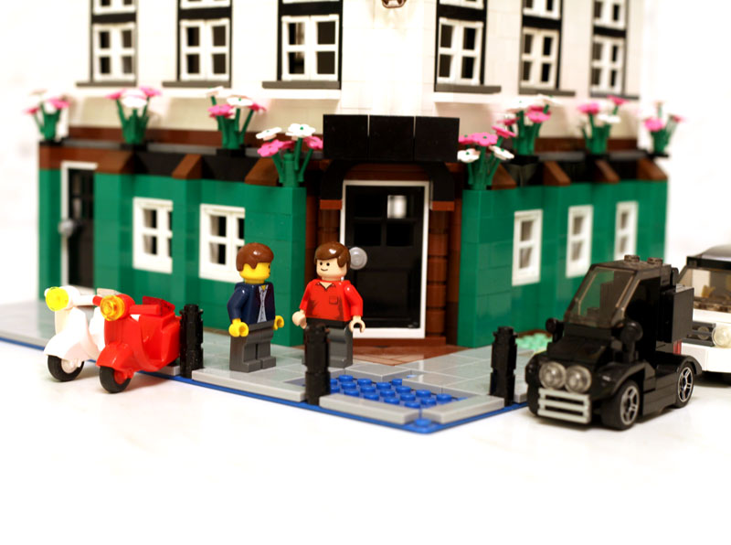 pub002.jpg