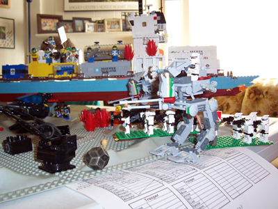 brikwars_aug05a.jpg