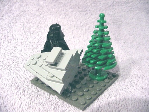 vaderchristmas2thumb.jpg