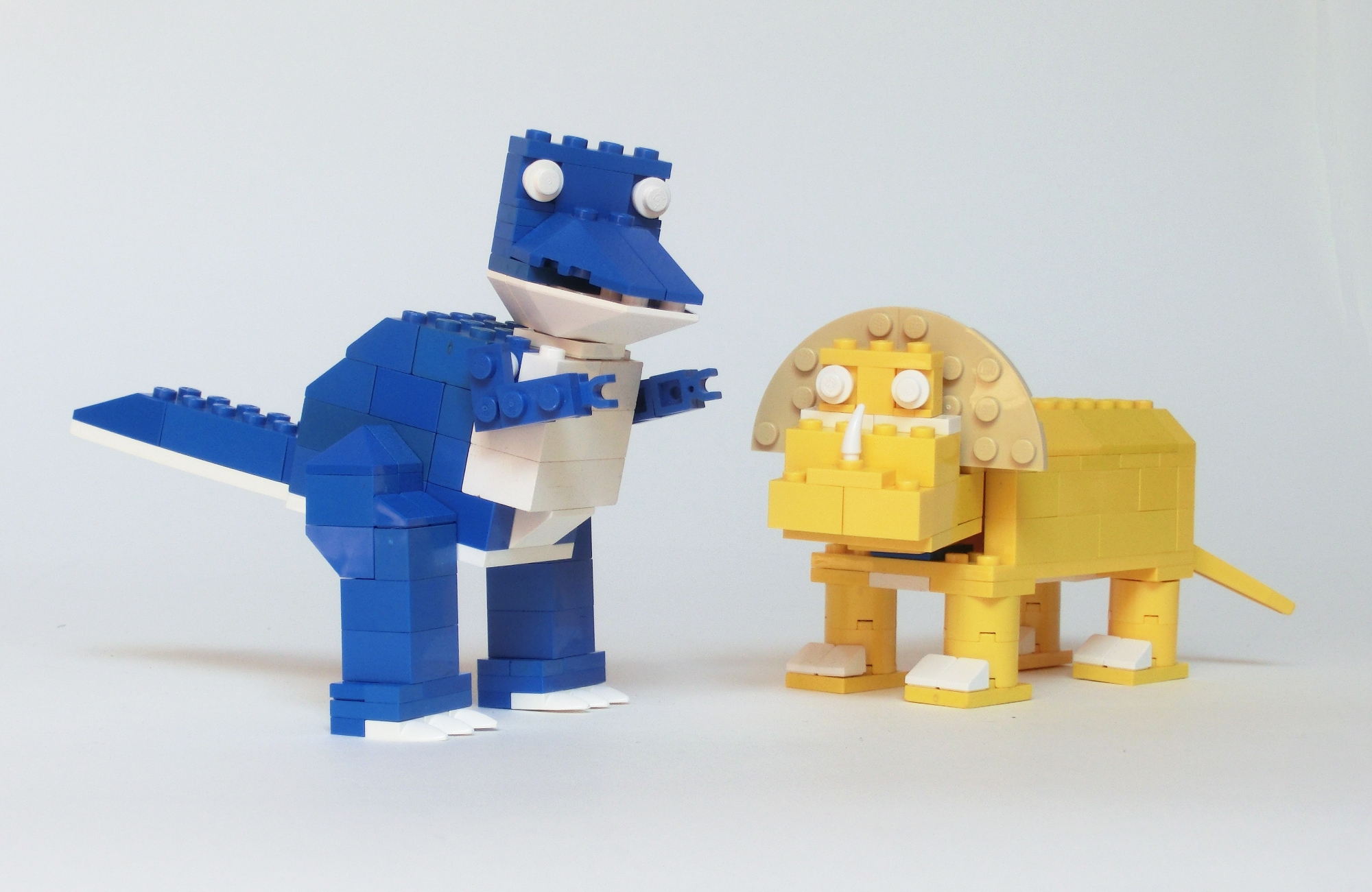 dinos3.jpg