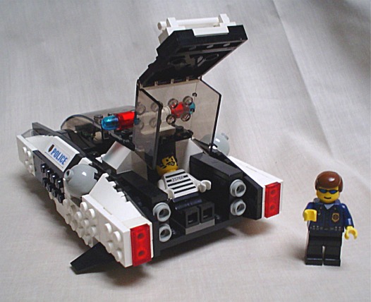 dominator08.jpg