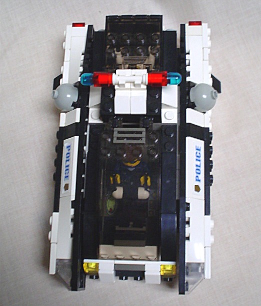 dominator10.jpg
