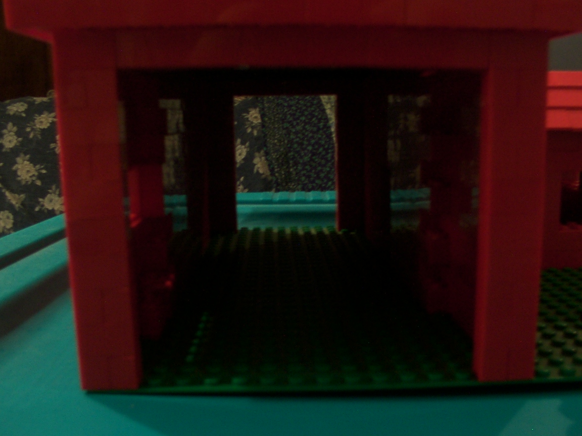 iwfdhouse01.jpg
