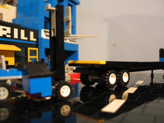 forkliftofftruck05.jpg