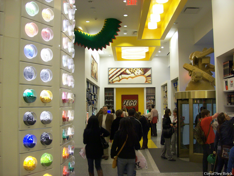 20101013legostore07.png