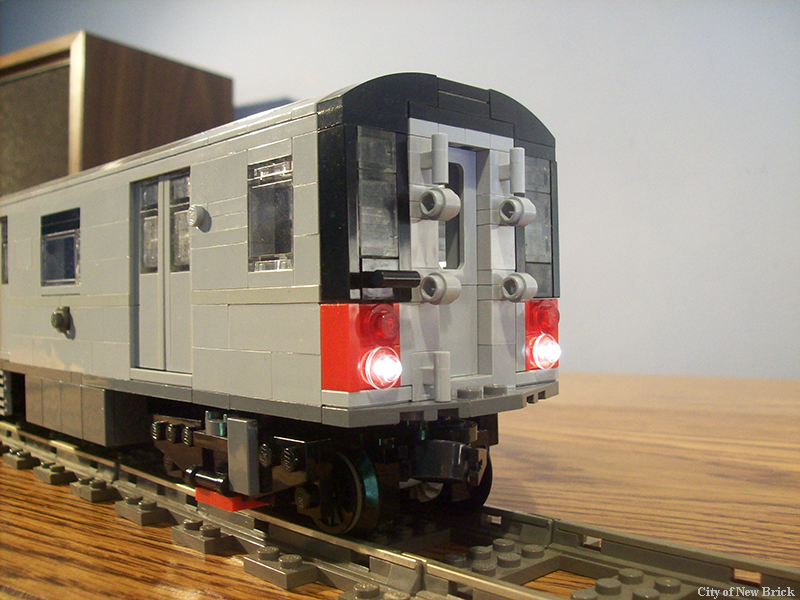 train-r142a-010.png