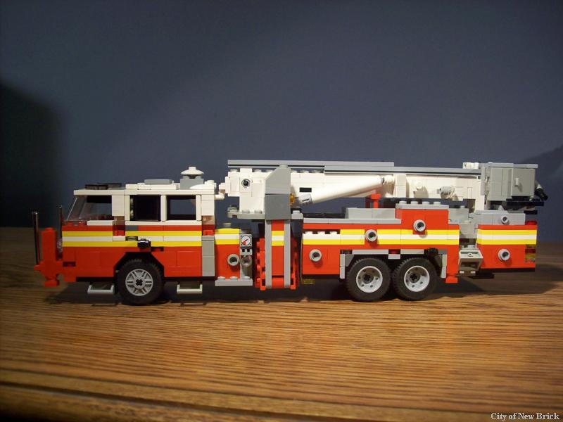 towerladder75-ny-8widebuild01-03.jpg