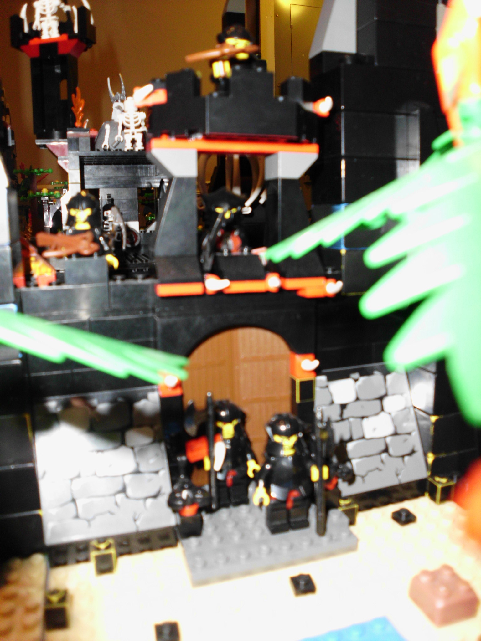 scorpion_gate.jpg