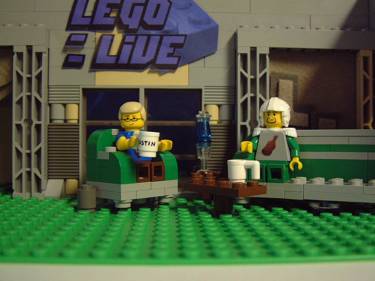 lego_live1.jpg