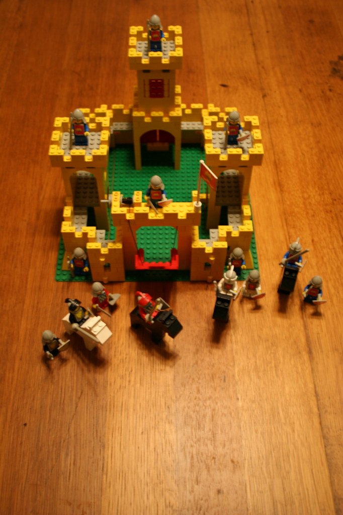 yellowcastle_01_1.jpg