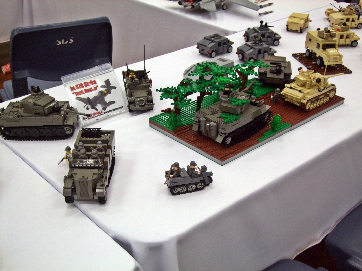 bricks_adventure_2010.19.jpg