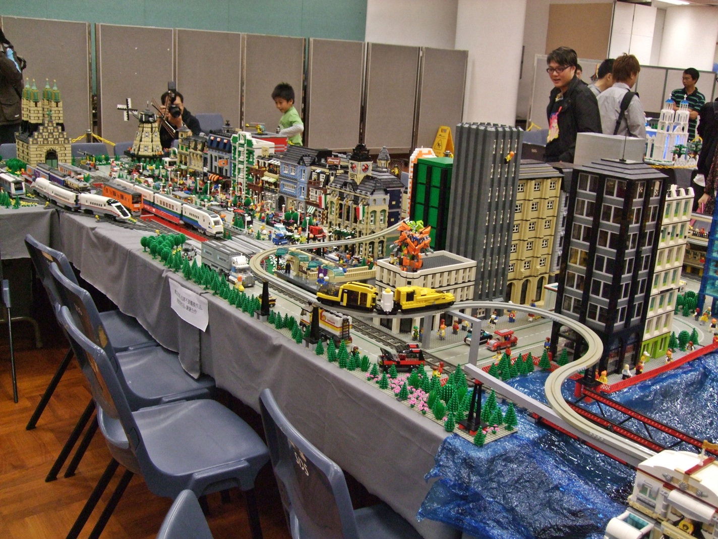 bricks_adventure_2010.46.jpg