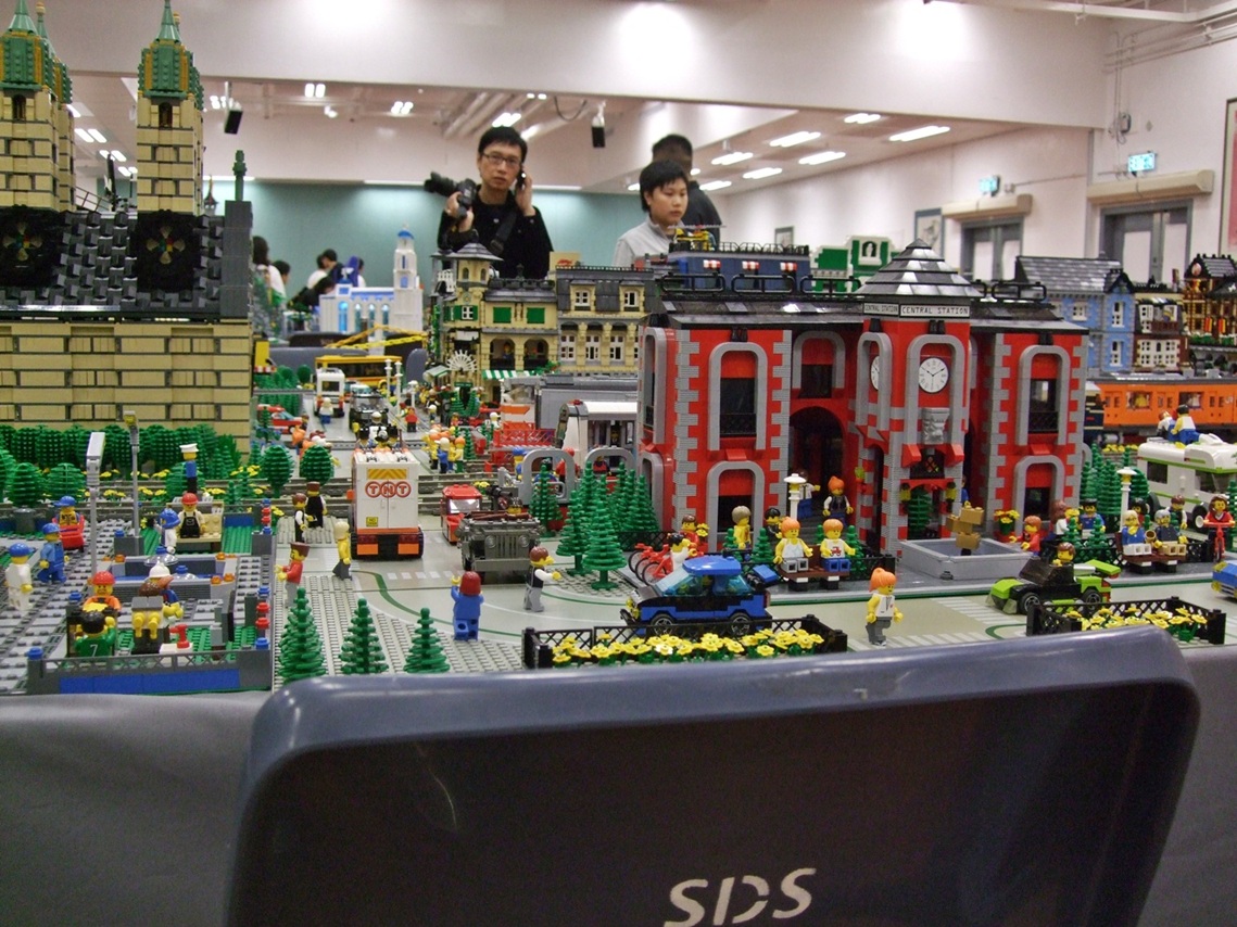 bricks_adventure_2010.50.jpg