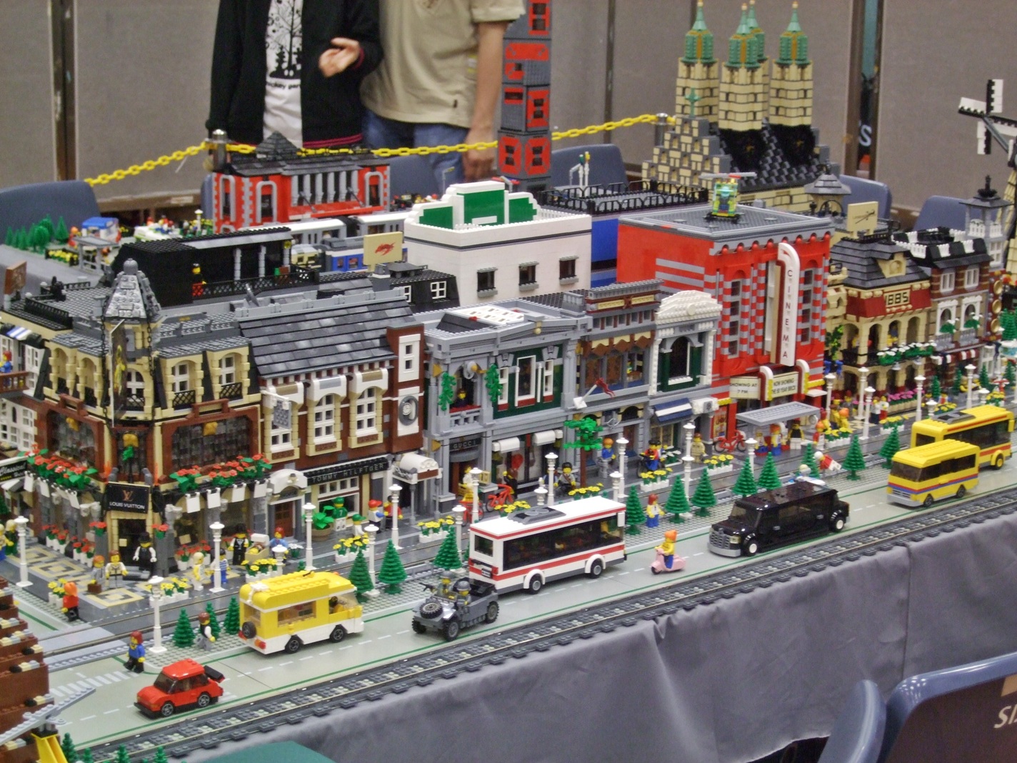 bricks_adventure_2010.64.jpg