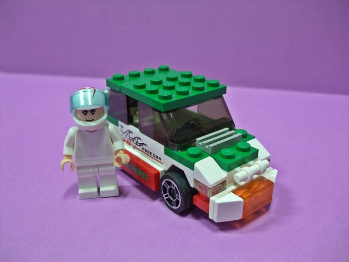 20_green_car2.jpg