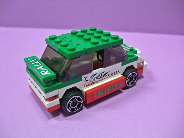 22_green_car4.jpg
