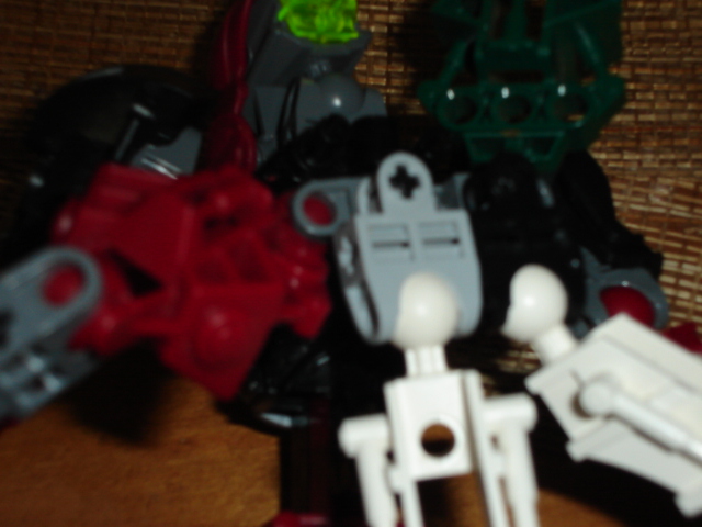 bionicles_003.jpg