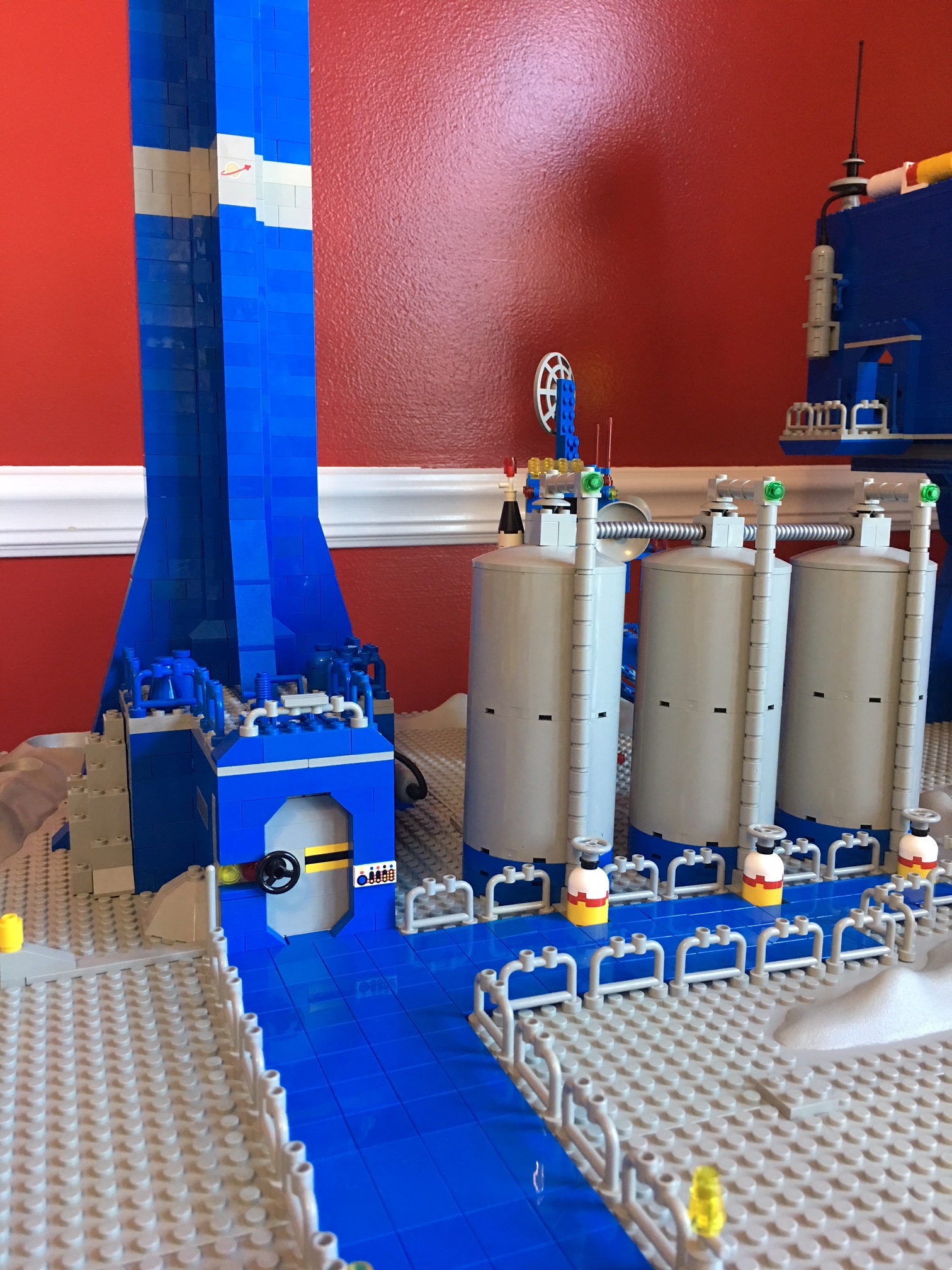 blue_tower_base_1.jpg