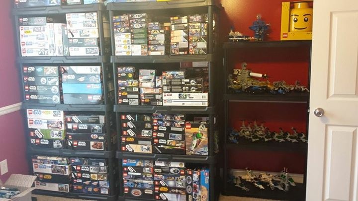 lego_room_star_wars_shelf.jpg