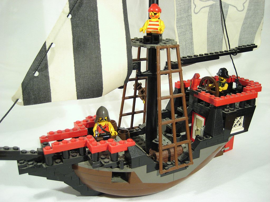 pirate-ship.jpg