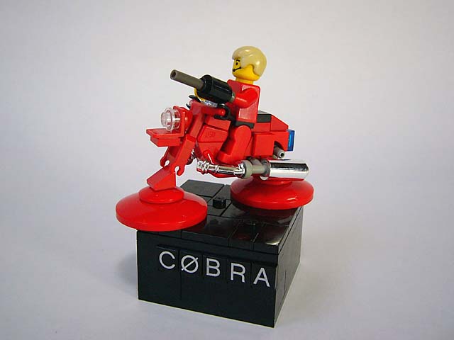 02cobra.jpg