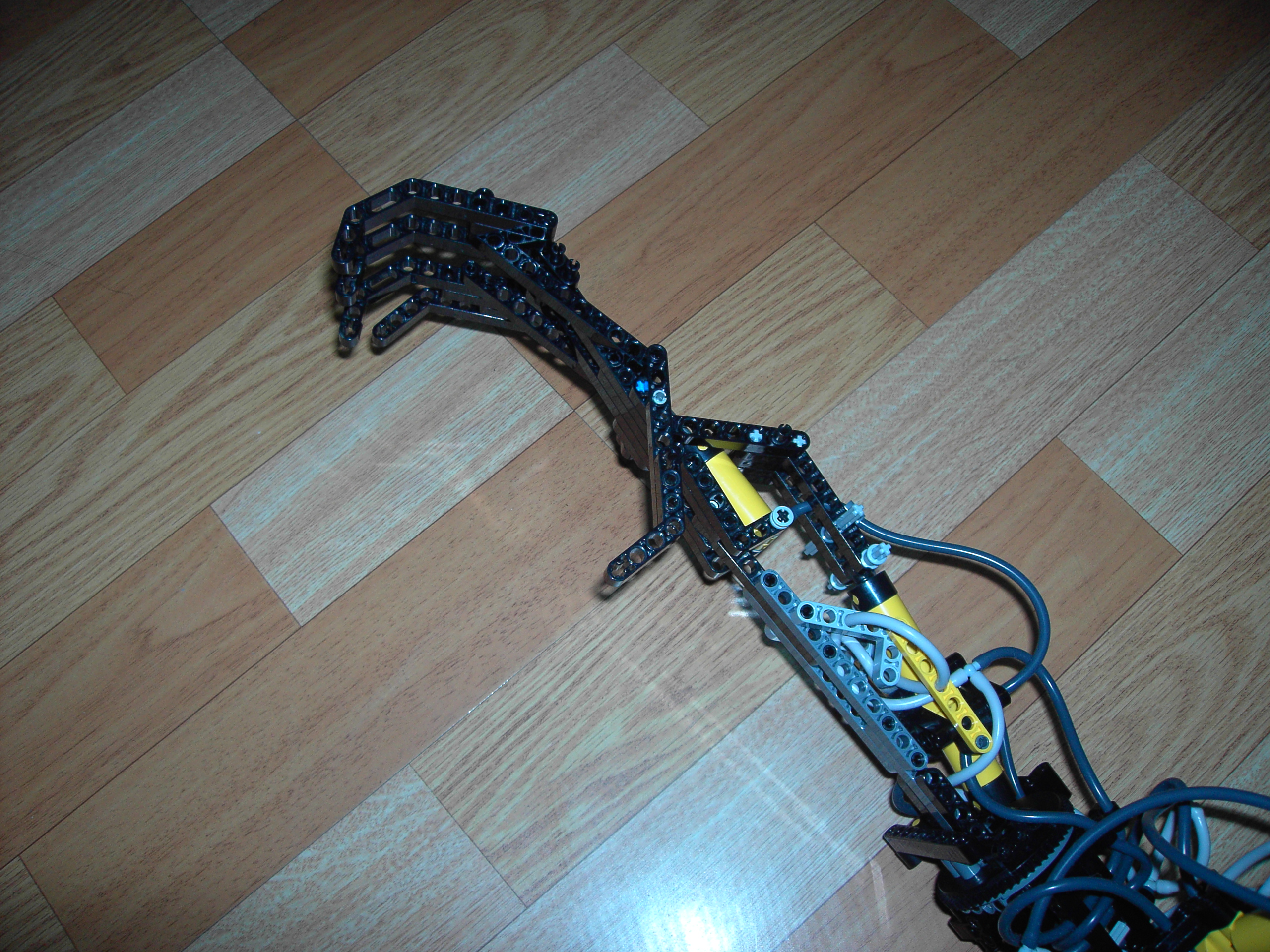 pict2377.jpg
