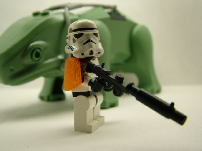 sandtrooper_with_brickarms_lewis_gun_and_dewback_small.jpg