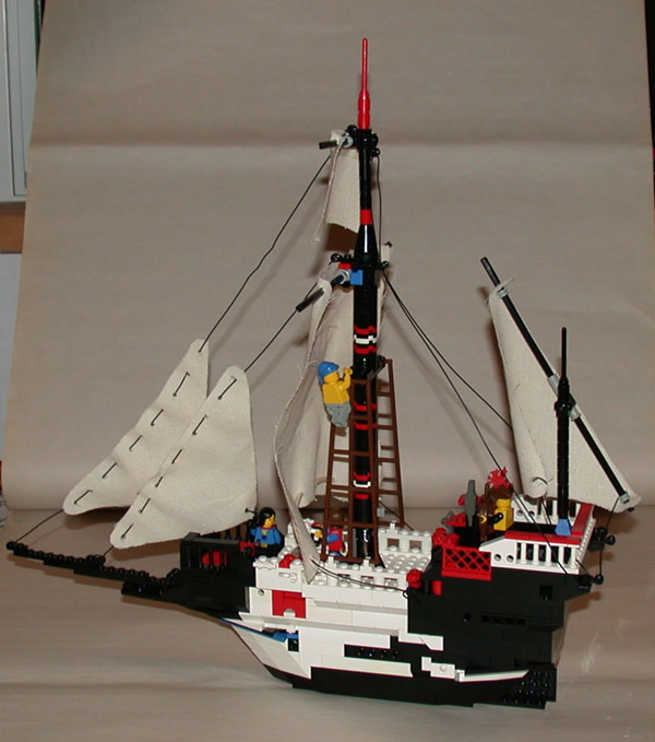 caravel2.jpg