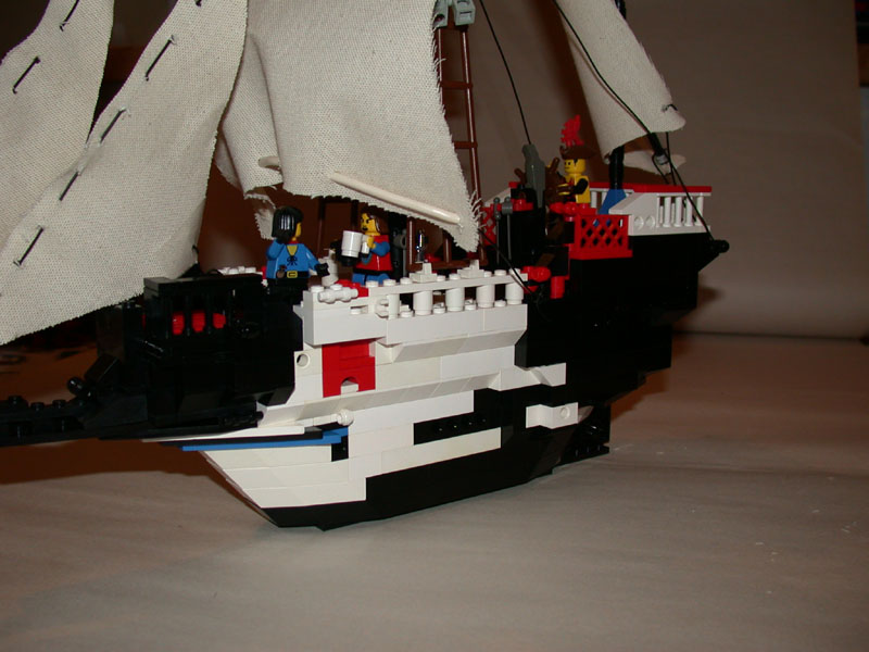 caravel3.jpg