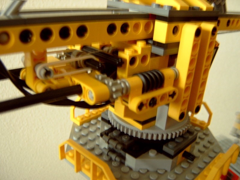 7905_motorized07.jpg