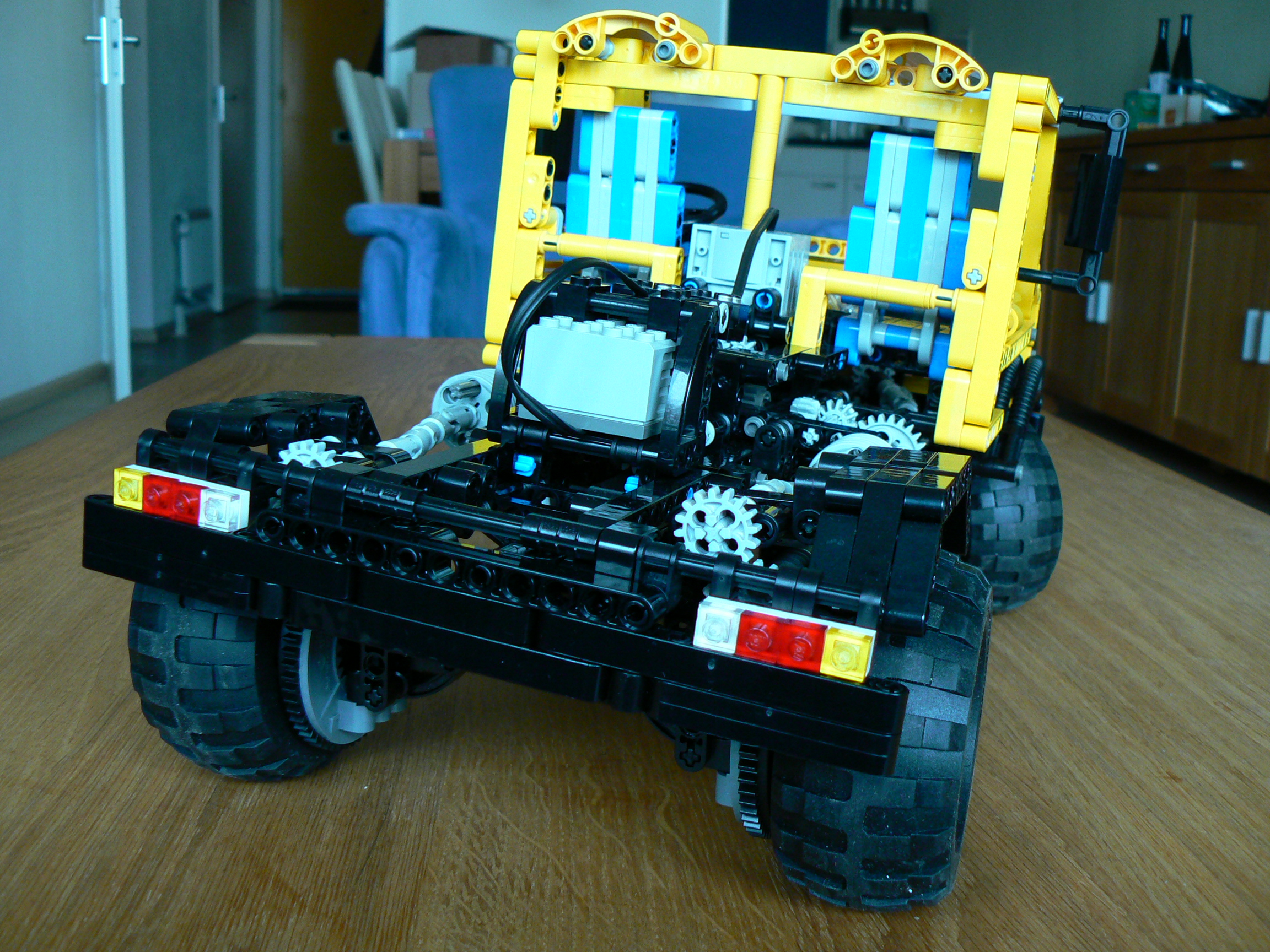 unimog_trialtruck19.jpg