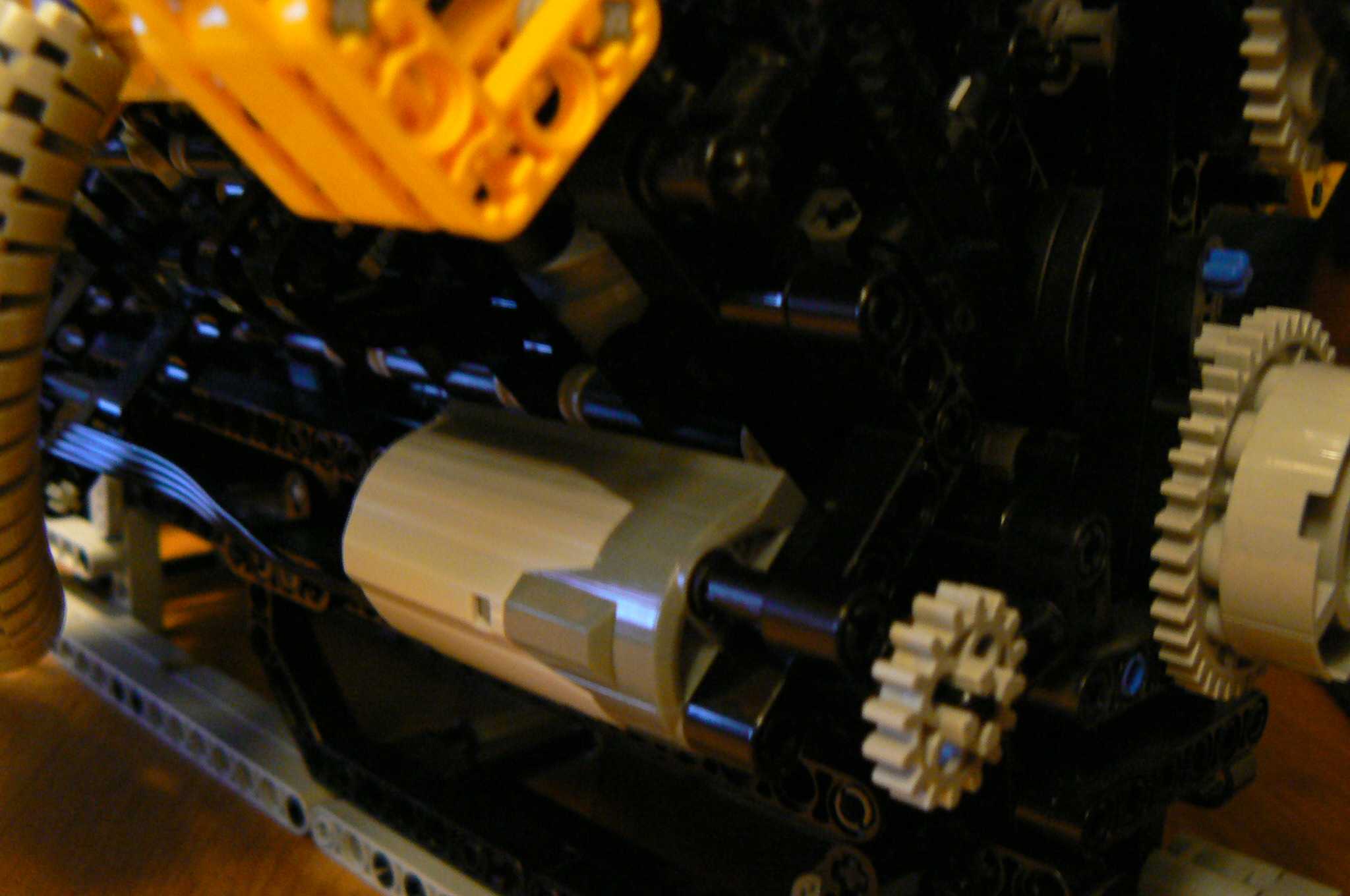v8-pf-011.jpg