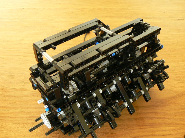 v8-195.jpg