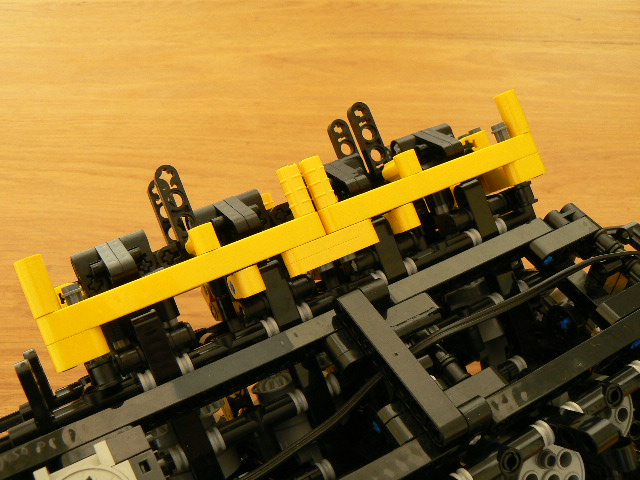 v8-246.jpg