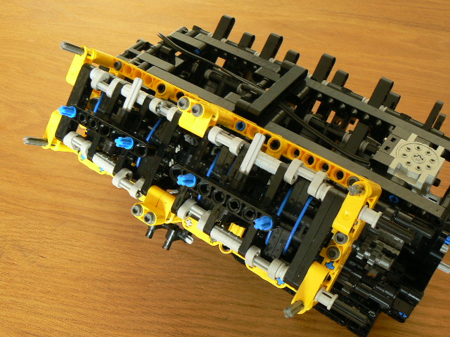 v8-280.jpg