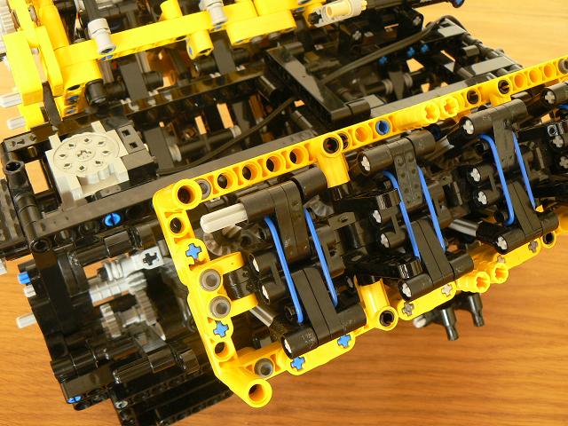 v8-333.jpg