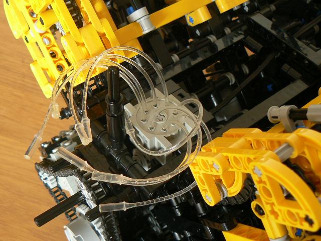 v8-384.jpg