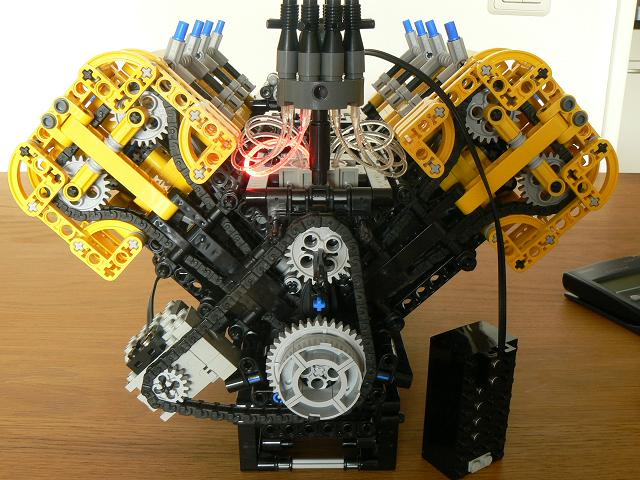 v8-390.jpg