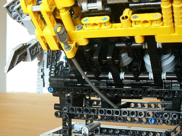 v8-500.jpg