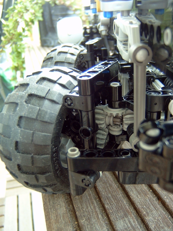 trailtruck_8x8-09.jpg