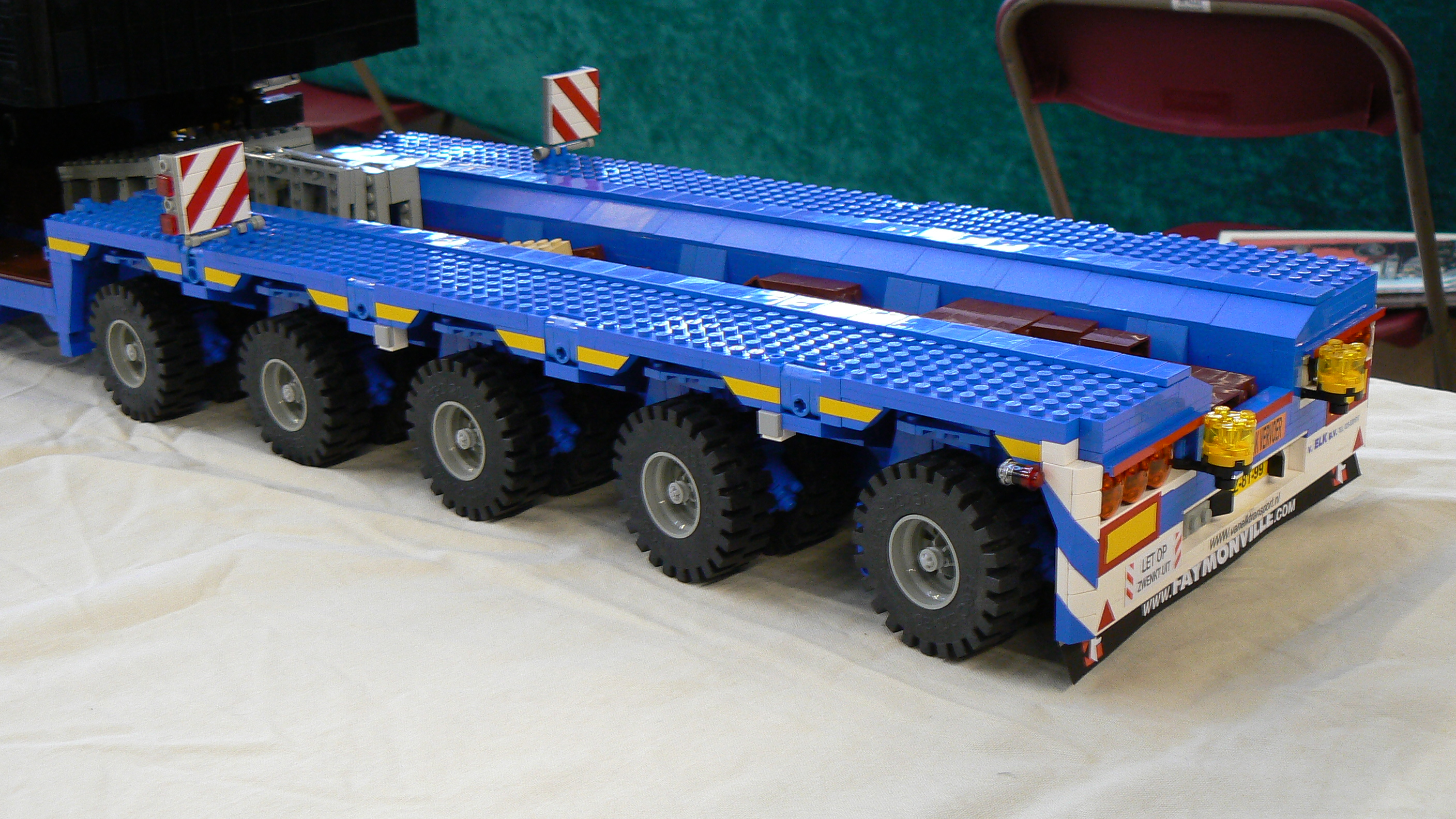 legotrucks-03.jpg