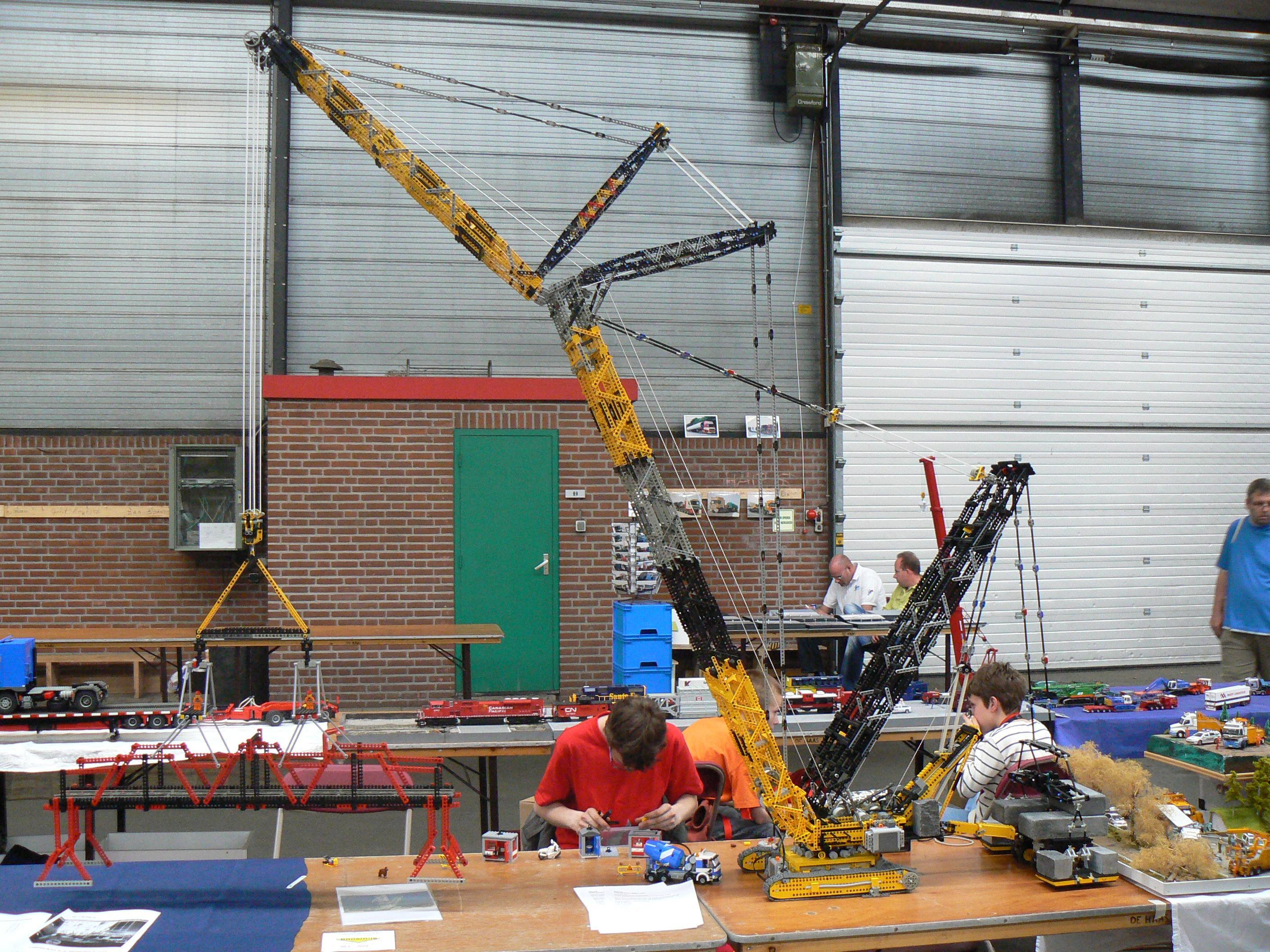 crawler_crane01.jpg
