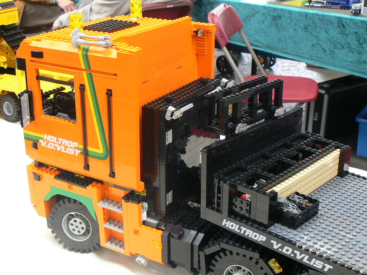 magnum_holtrop_v.d._vlist04.jpg