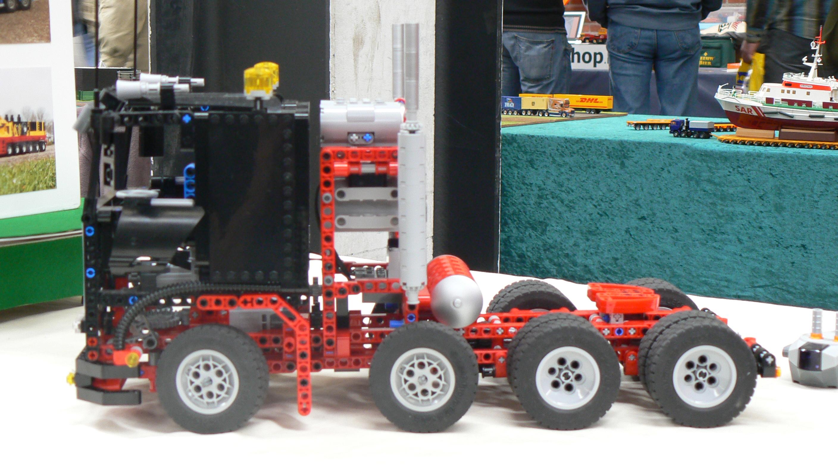 truck_8x4_ir02.jpg