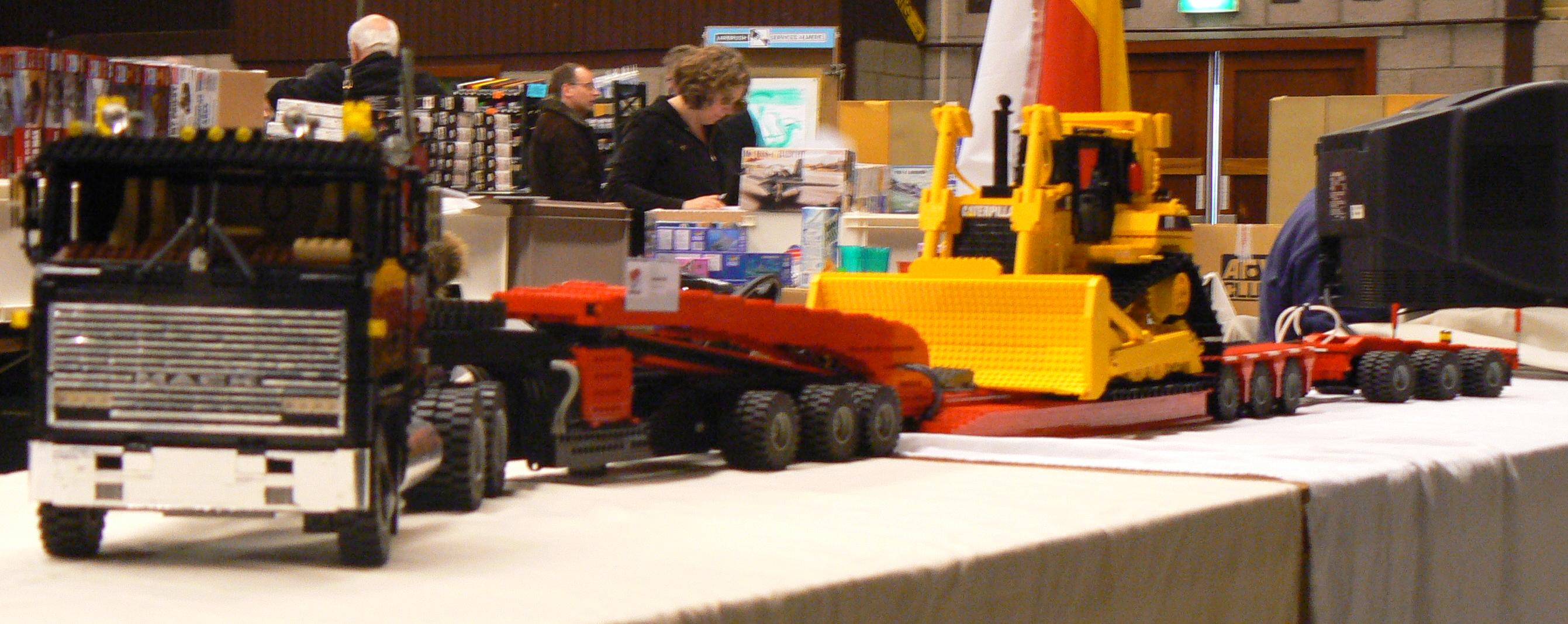 nhmv2008-003.jpg