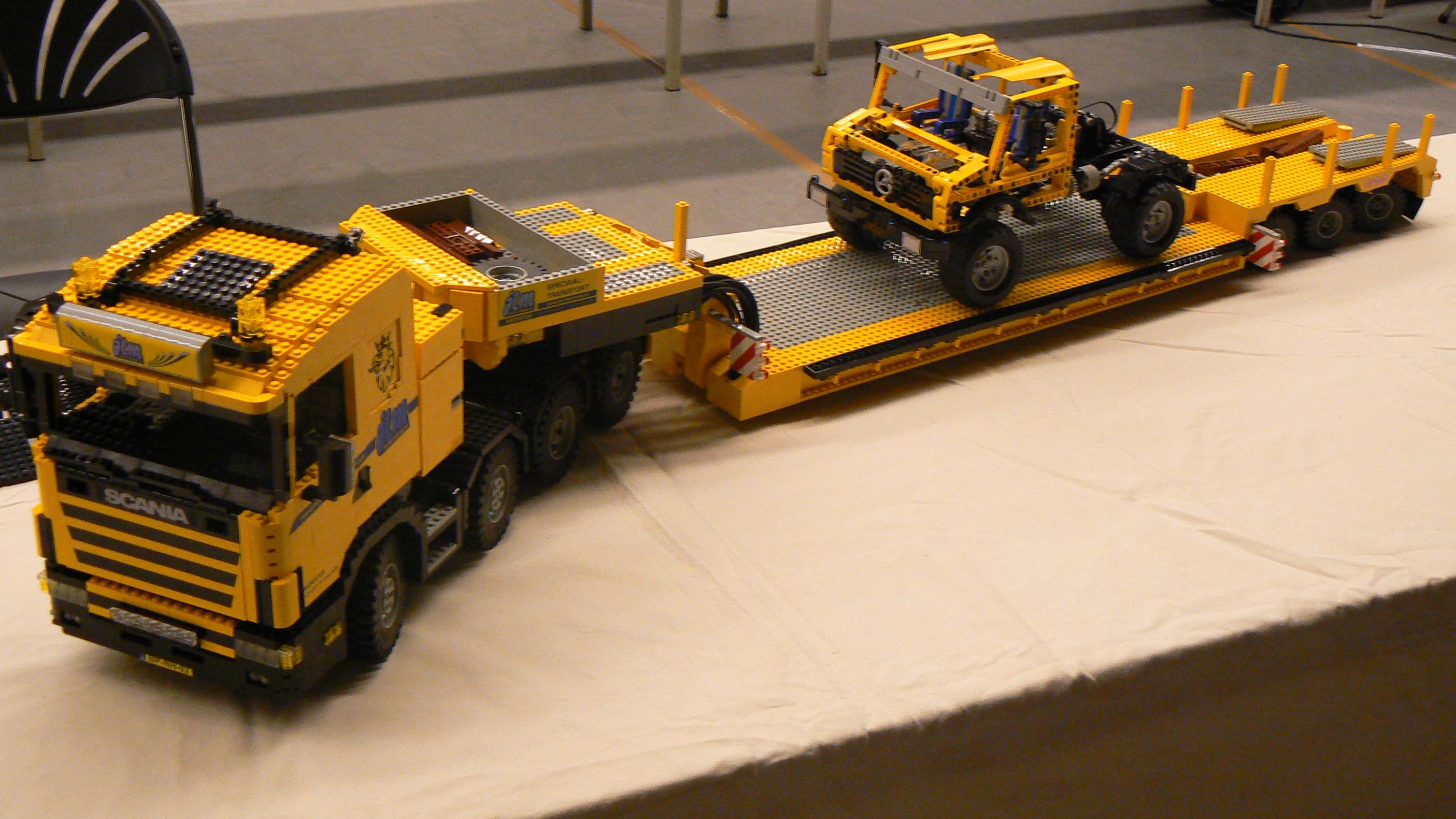 nhmv2008-006.jpg