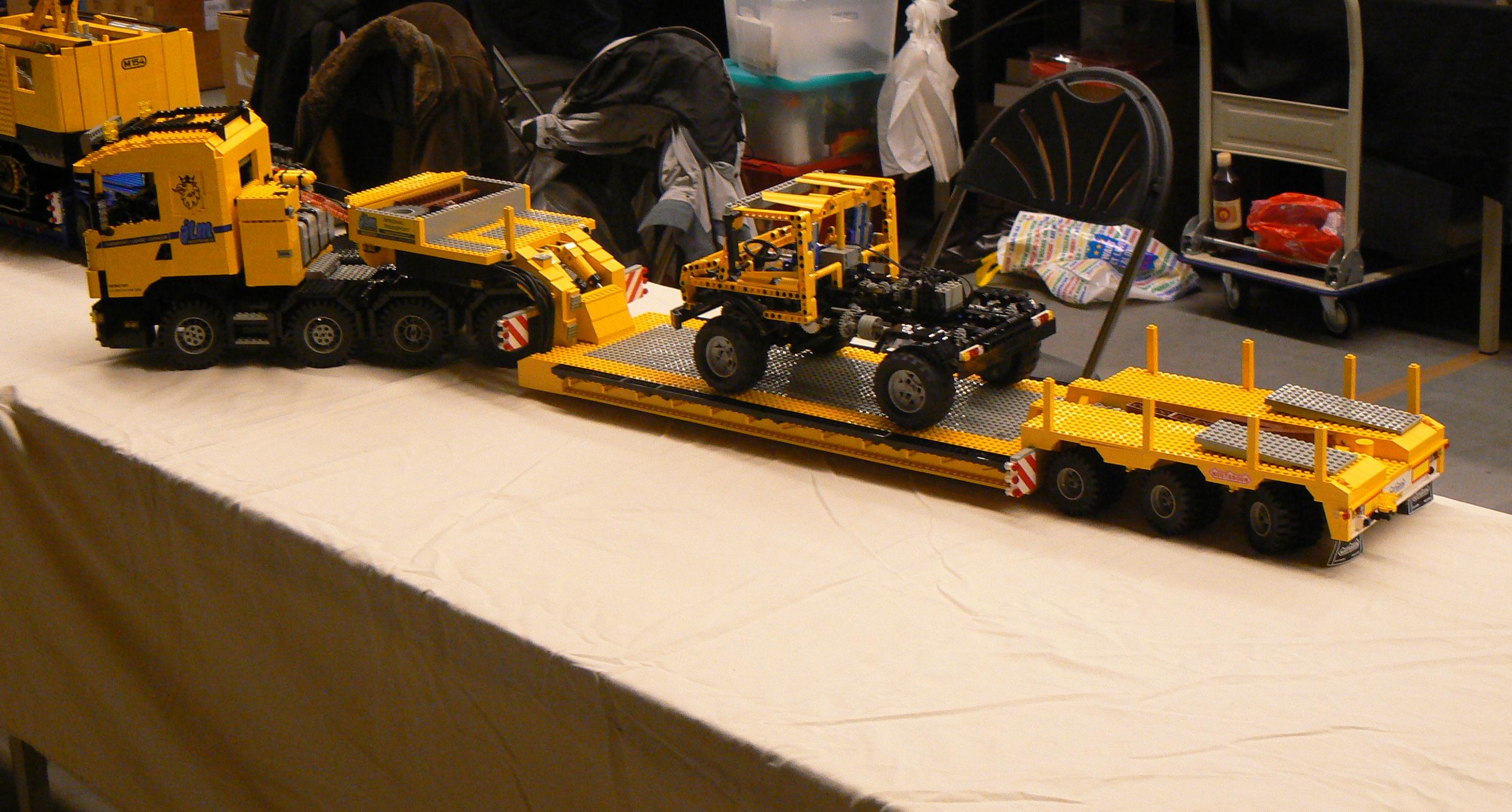 nhmv2008-007.jpg