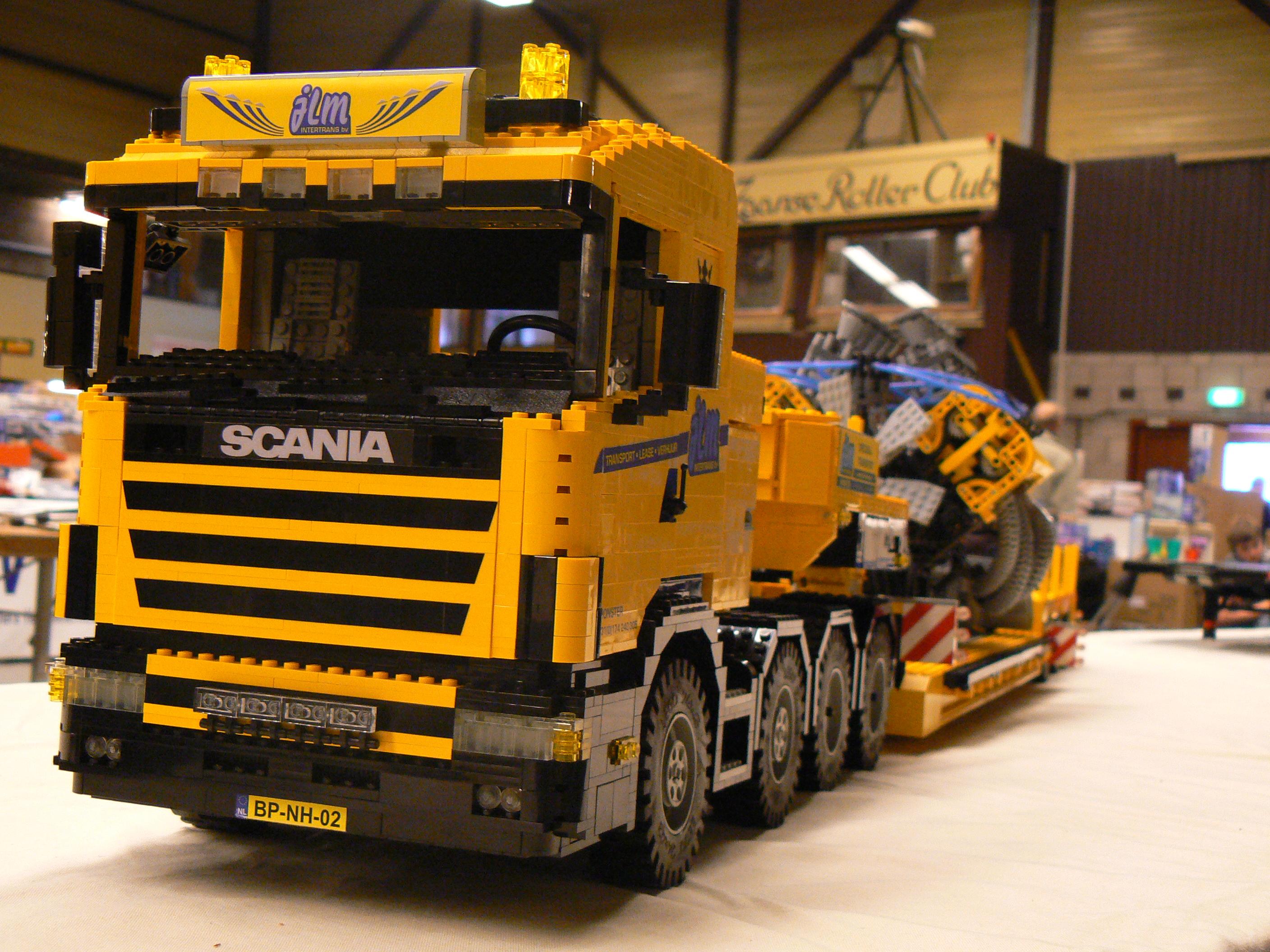 nhmv2008-010.jpg