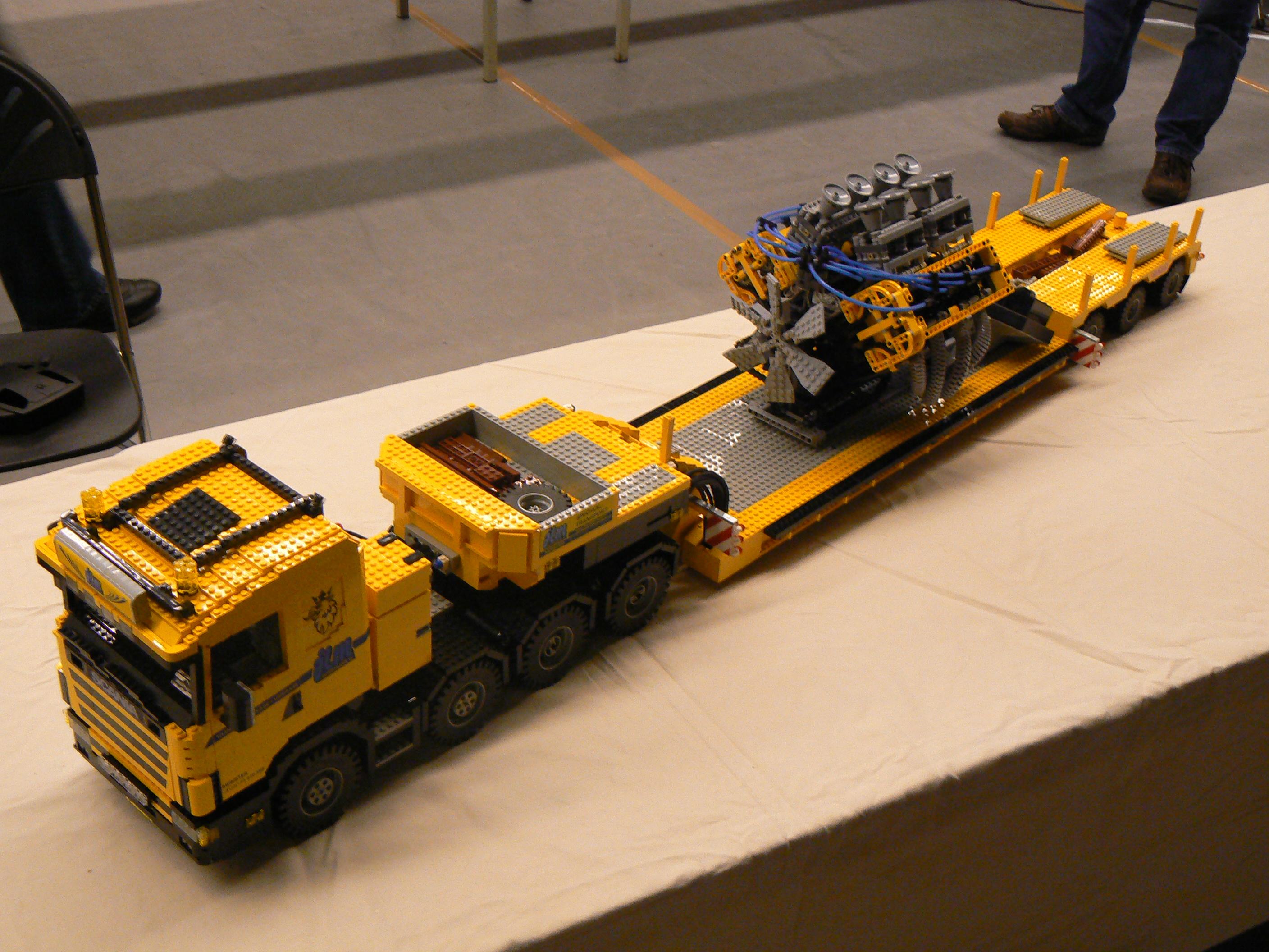 nhmv2008-012.jpg